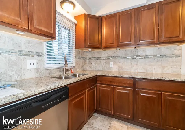 Homes for sale in Saint Clair Shores, MI | 21606 Arrowhead St, Saint Clair Shores, MI 48082 | MLS# 50203315