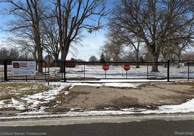 1st image of 2701 Branch Rd, Flint, MI 48506 2918 | MLS# 60971948