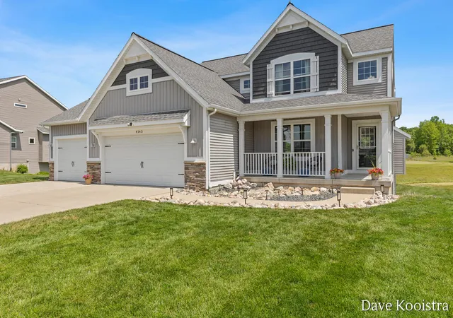 Homes for sale in Belmont, MI | 4145 Boulder View Dr, Belmont, MI 49306 | MLS# 70536675