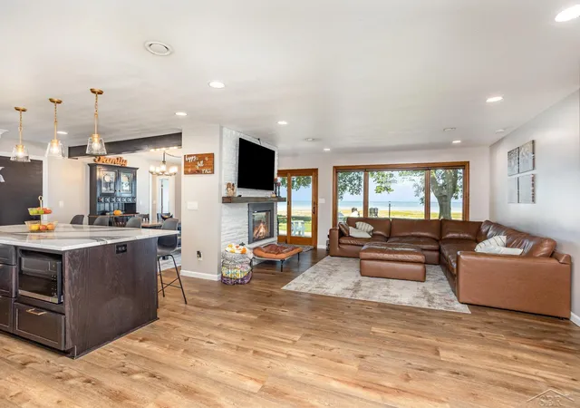 3rd image of 44 N Linwood Beach Rd, Linwood, MI 48634 | MLS# 50213430