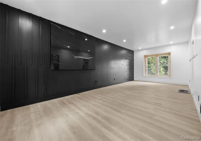 Photo 4 of Single family home for sale at 3281 Lothrop St, Detroit, MI 48206 | MLS# 61014850 | Listing updated on 2026-07-28