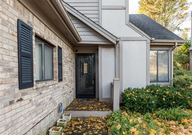 Photo 3 of Condo for sale at 2014 Audubon Dr, Ann Arbor, MI 48103 | MLS# 70502830 | Listing updated on 2025-12-15