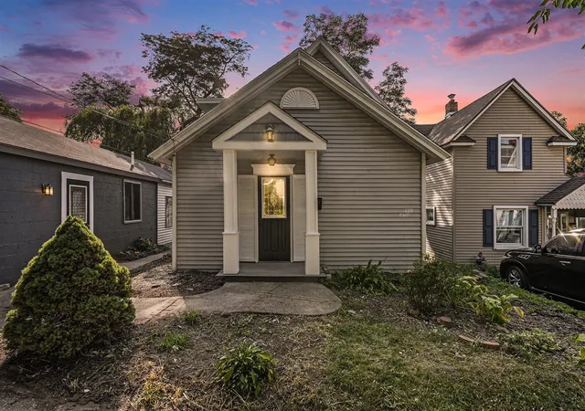 Homes for sale in Grand Rapids, MI | 729 Fairview Ave, Grand Rapids, MI 49503 | MLS# 70493206