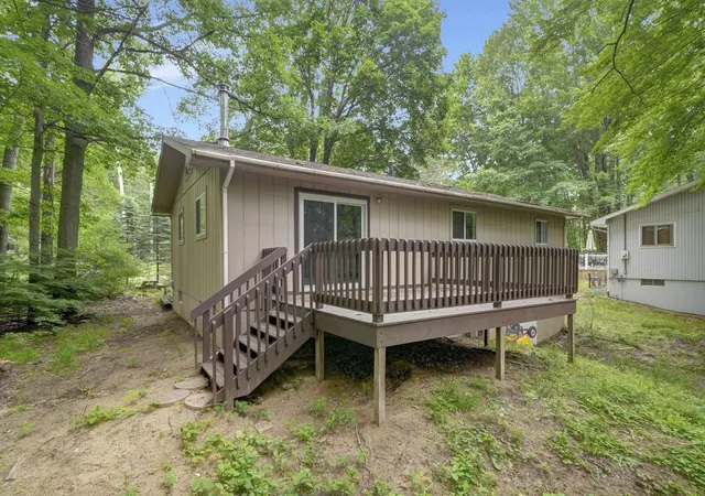 Homes for sale in Stanwood, MI | 8277 W Ridge Blvd, Stanwood, MI 49346 | MLS# 80070545