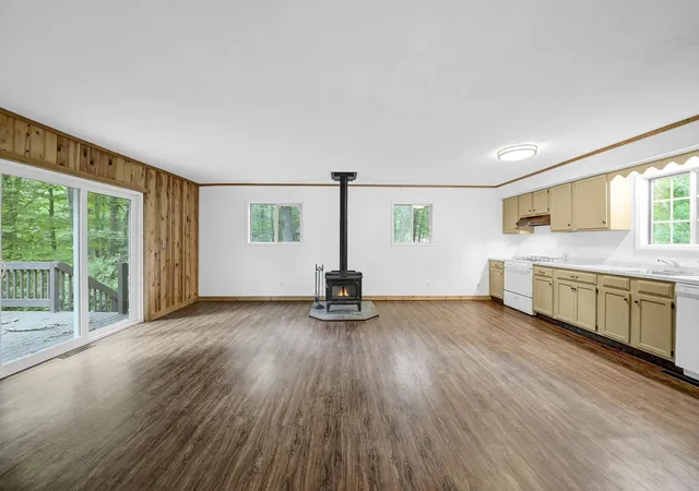 Homes for sale in Stanwood, MI | 8277 W Ridge Blvd, Stanwood, MI 49346 | MLS# 80070545