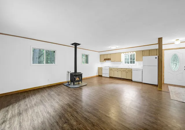 Homes for sale in Stanwood, MI | 8277 W Ridge Blvd, Stanwood, MI 49346 | MLS# 80070545