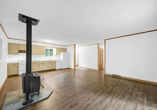 Homes for sale in Stanwood, MI | 8277 W Ridge Blvd, Stanwood, MI 49346 | MLS# 80070545