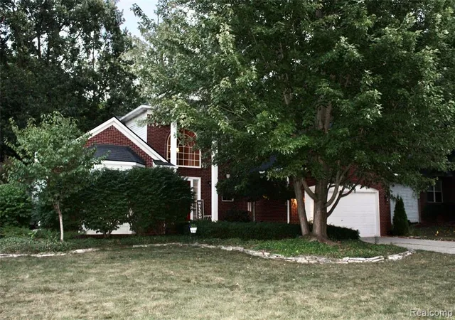 1st image of 5311 Sandalwood Ct, Grand Blanc, MI 48439 | MLS# 61021503