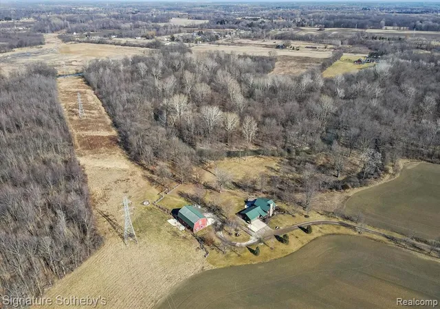 2nd image of 22495 24 Mile Rd, Macomb, MI 48042 | MLS# 60230890