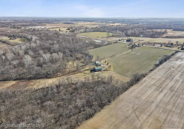 3rd image of 22495 24 Mile Rd, Macomb, MI 48042 | MLS# 60230890