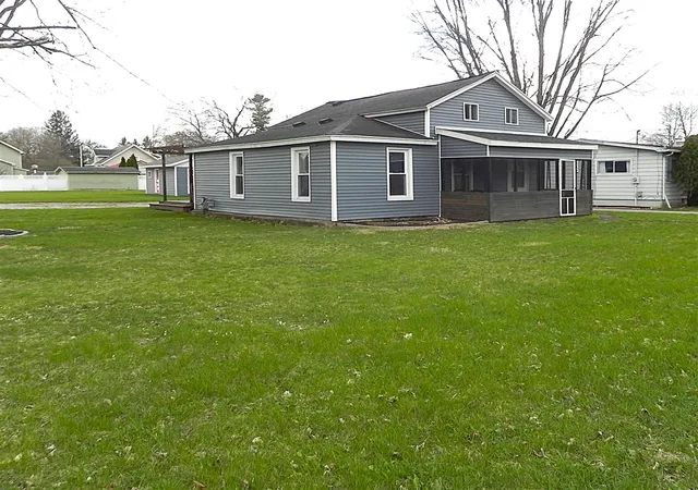 Homes for sale in Centreville, MI | 330 E Market St, Centreville, MI 49032 | MLS# 70523607