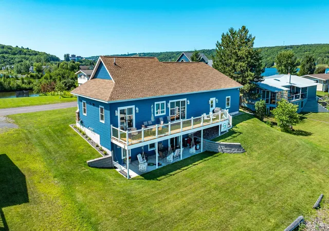 Photo 3 of Single family home for sale at 7023 Sandpiper Dr, Houghton, MI 49931 | MLS# 50218186 | Listing updated on 2026-09-09