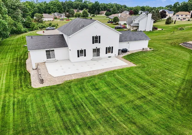 28th image of 31 E Suttons Rdg, Battle Creek, MI 49014 | MLS# 70539614