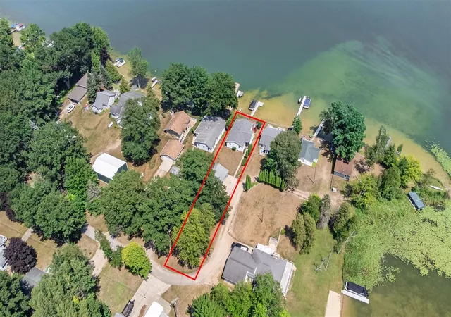Photo 3 of Sale Pending at 14134 90Th Ave, Mecosta, MI 49332 | MLS# 70482257 | Listing updated on 2025-09-17