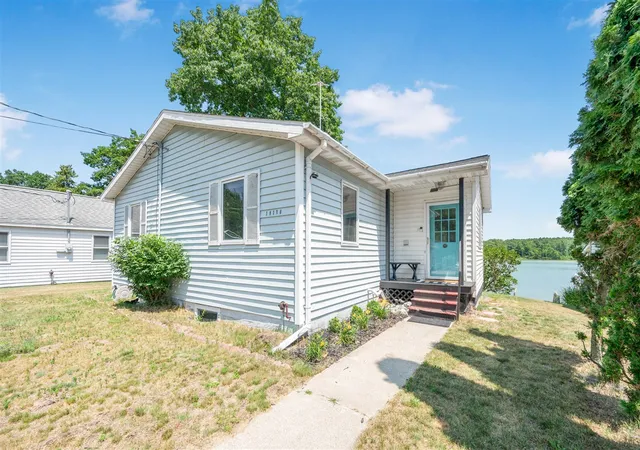 Photo 4 of Sale Pending at 14134 90Th Ave, Mecosta, MI 49332 | MLS# 70482257 | Listing updated on 2025-09-17