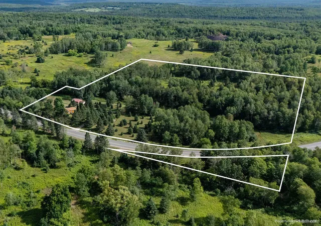 Photo 37 of Single family home for sale at 8 W County 424 Rd, Gaastra, MI 49927 | MLS# 50219357 | Listing updated on 2026-08-31