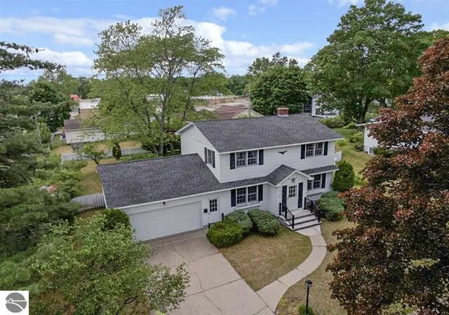 1st image of 424 Crestview Pl, Cadillac, MI 49601 | MLS# 70540127