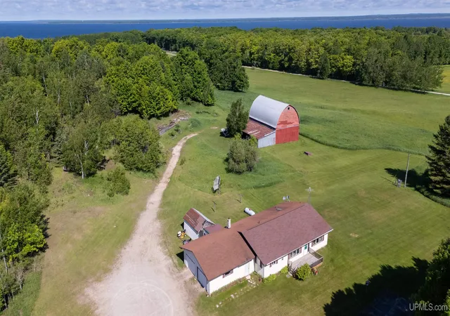 2nd image of 7663 Oo25 Road Road, Garden, MI 49835 | MLS# 50211579