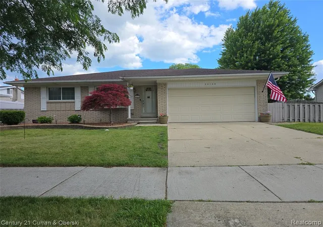 Homes for sale in Woodhaven, MI | 22139 Reinhardt St, Woodhaven, MI 48183 | MLS# 61007012