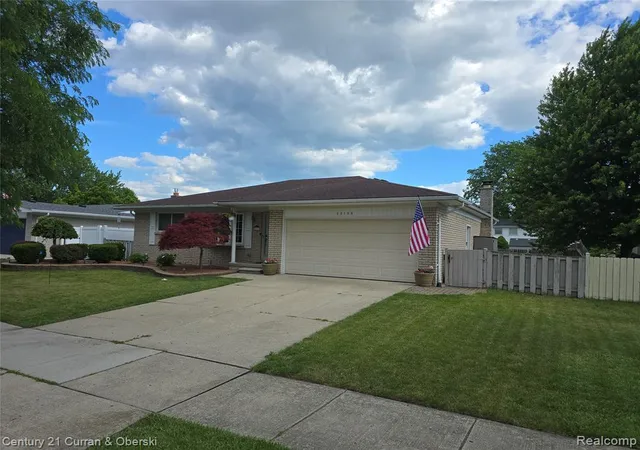 Homes for sale in Woodhaven, MI | 22139 Reinhardt St, Woodhaven, MI 48183 | MLS# 61007012