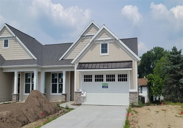 Homes for sale in Grandville, MI | 5460 Albright Ave #47, Grandville, MI 49418 | MLS# 70486845