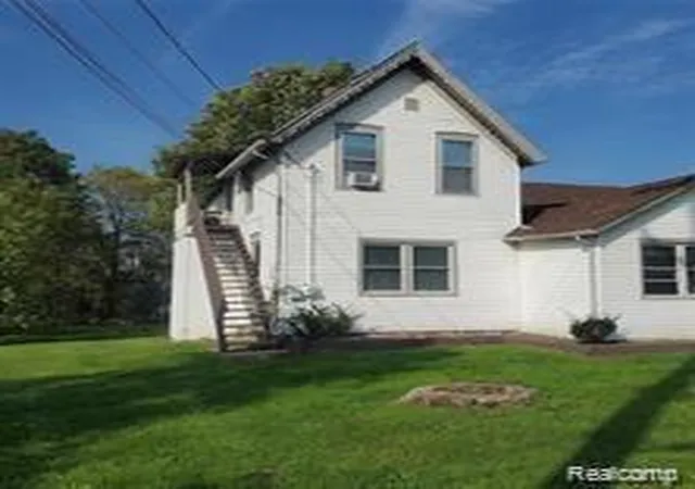 Homes for sale in Lansing, MI | 4414 S Martin Luther King Jr Blvd, Lansing, MI 48910 | MLS# 60965507