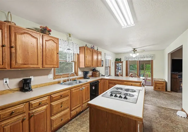 Homes for sale in Sheridan, MI | 4485 S Miles Rd, Sheridan, MI 48884 | MLS# 70542368