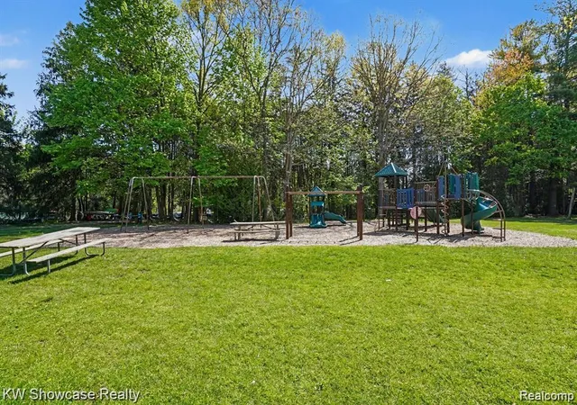 Photo 46 of Single family home for sale at 1471 Blue Heron Dr, Highland, MI 48357 3915 | MLS# 61014905 | Listing updated on 2026-09-02