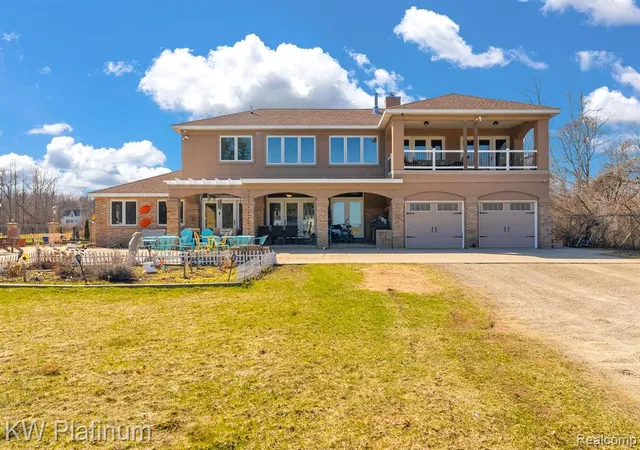 2nd image of 2235 S Lakeshore Rd, Harbor Beach, MI 48441 | MLS# 61005766