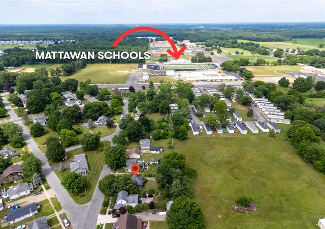 3rd image of 24144 Alvord Ave, Mattawan, MI 49071 | MLS# 70544165