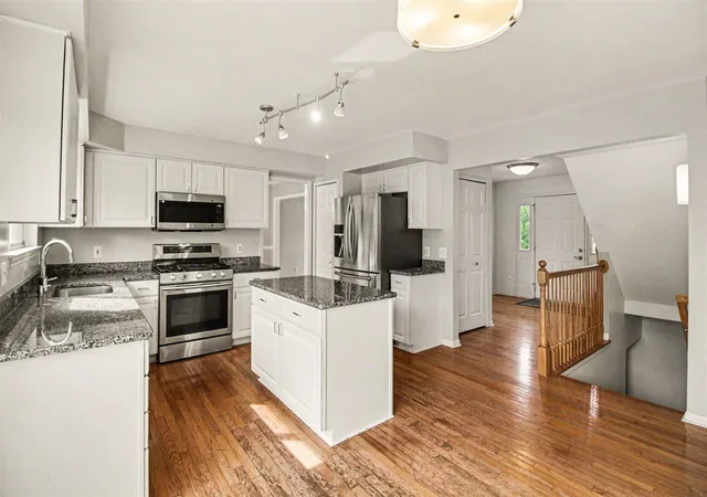 Photo 3 of Single family home for sale at 312 Redrock Ct, Ann Arbor, MI 48103 | MLS# 70535127 | Listing updated on 2026-09-09