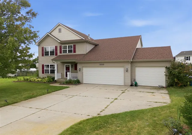 Photo 1 of Single family home for sale at 5251 Stapleton Dr, Kalamazoo, MI 49009 | MLS# 70554061 | Listing updated on 2026-08-26