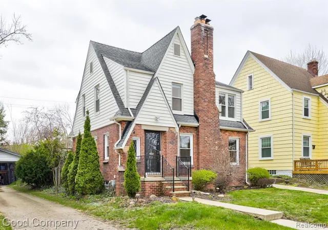 Homes for sale in Ferndale, MI | 831 W Breckenridge St, Ferndale, MI 48220 | MLS# 61002494