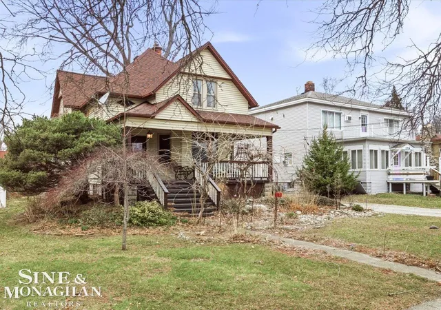 Homes for sale in Algonac, MI | 1713 St Clair River Dr, Algonac, MI 48001 | MLS# 50202181
