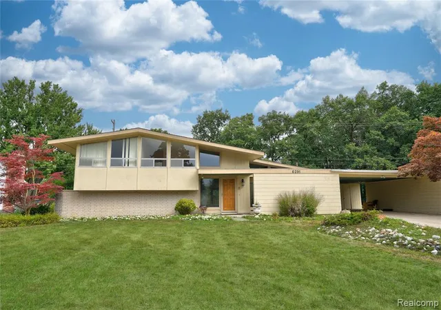 1st image of 6291 Westview Dr, Grand Blanc, MI 48439 | MLS# 61017287