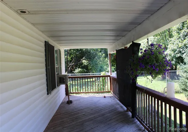 3rd image of 8300 Wiggins Rd, Howell, MI 48855 | MLS# 60931422