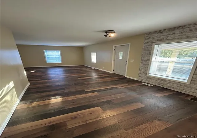 Homes for sale in Eaton Rapids, MI | 411 Crane St, Eaton Rapids, MI 48827 | MLS# 60989879