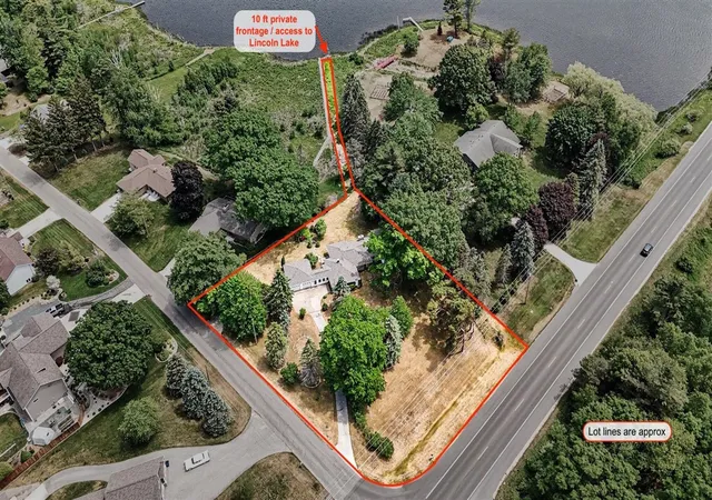 4th image of 1358 N Lakeshore Dr, Ludington, MI 49431 | MLS# 70538155