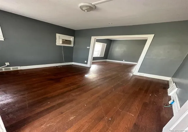 Photo 3 of Single family home for sale at 4443 Maryland St, Detroit, MI 48224 3337 | MLS# 60977240 | Listing updated on 2026-10-21