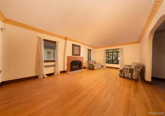 5th image of 16580 Westmoreland Rd, Detroit, MI 48219 | MLS# 61008290