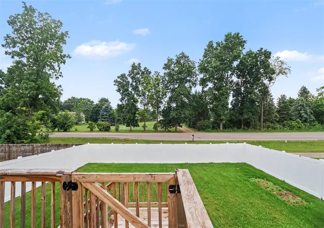 Photo 3 of Sale Pending at 1184 Cooley Ml Ln, Vicksburg, MI 49097 | MLS# 70542164 | Listing updated on 2026-09-07