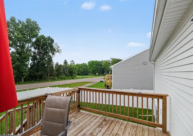Photo 4 of Sale Pending at 1184 Cooley Ml Ln, Vicksburg, MI 49097 | MLS# 70542164 | Listing updated on 2026-09-07