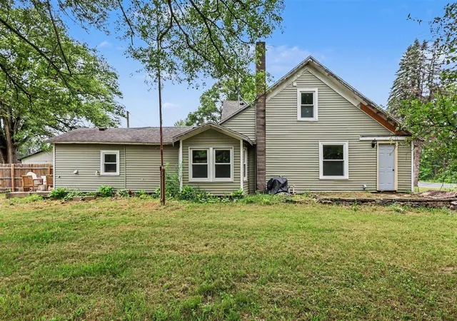 Homes for sale in Howard City, MI | 20449 W Howard City-Edmore, Howard City, MI 49329 | MLS# 70543595
