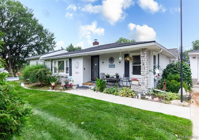 1st image of 11586 Norway Dr, Hartland, MI 48353 | MLS# 61022865