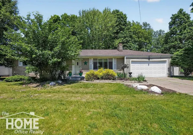 Homes for sale in Owosso, MI | 1208 Harding Ave, Owosso, MI 48867 | MLS# 50210964