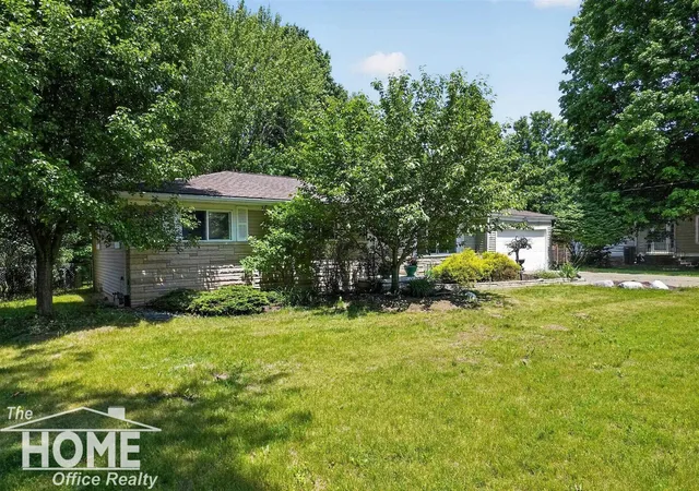 Homes for sale in Owosso, MI | 1208 Harding Ave, Owosso, MI 48867 | MLS# 50210964