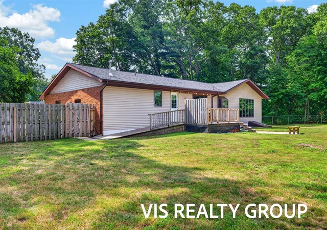 Photo 3 of Sale Pending at 7645 Carefree Dr, Whitehall, MI 49461 | MLS# 70550843 | Listing updated on 2026-08-27
