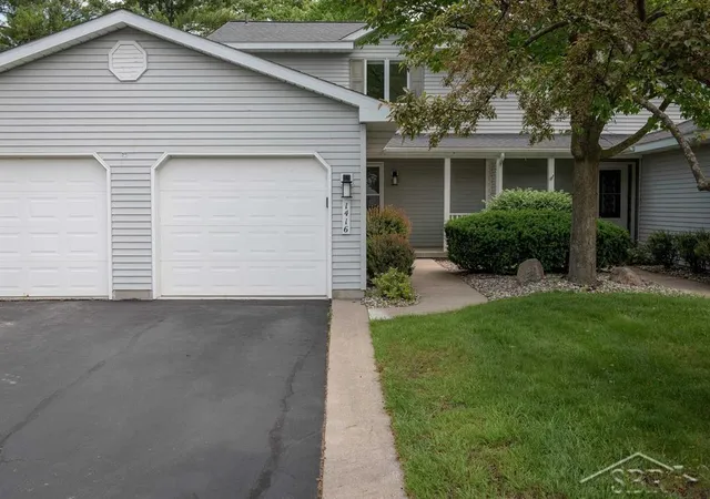 1st image of 1416 Pheasant Ridge Dr, Midland, MI 48640 | MLS# 50212761