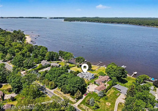 54th image of 5118 S Shore Dr, Whitehall, MI 49461 | MLS# 60999222