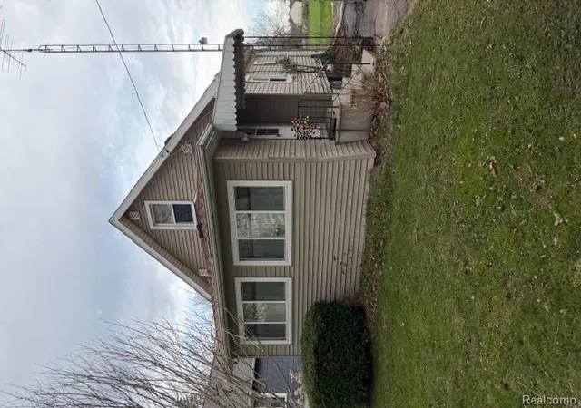Homes for sale in Burton, MI | 4169 Springfield St, Burton, MI 48509 | MLS# 60984665